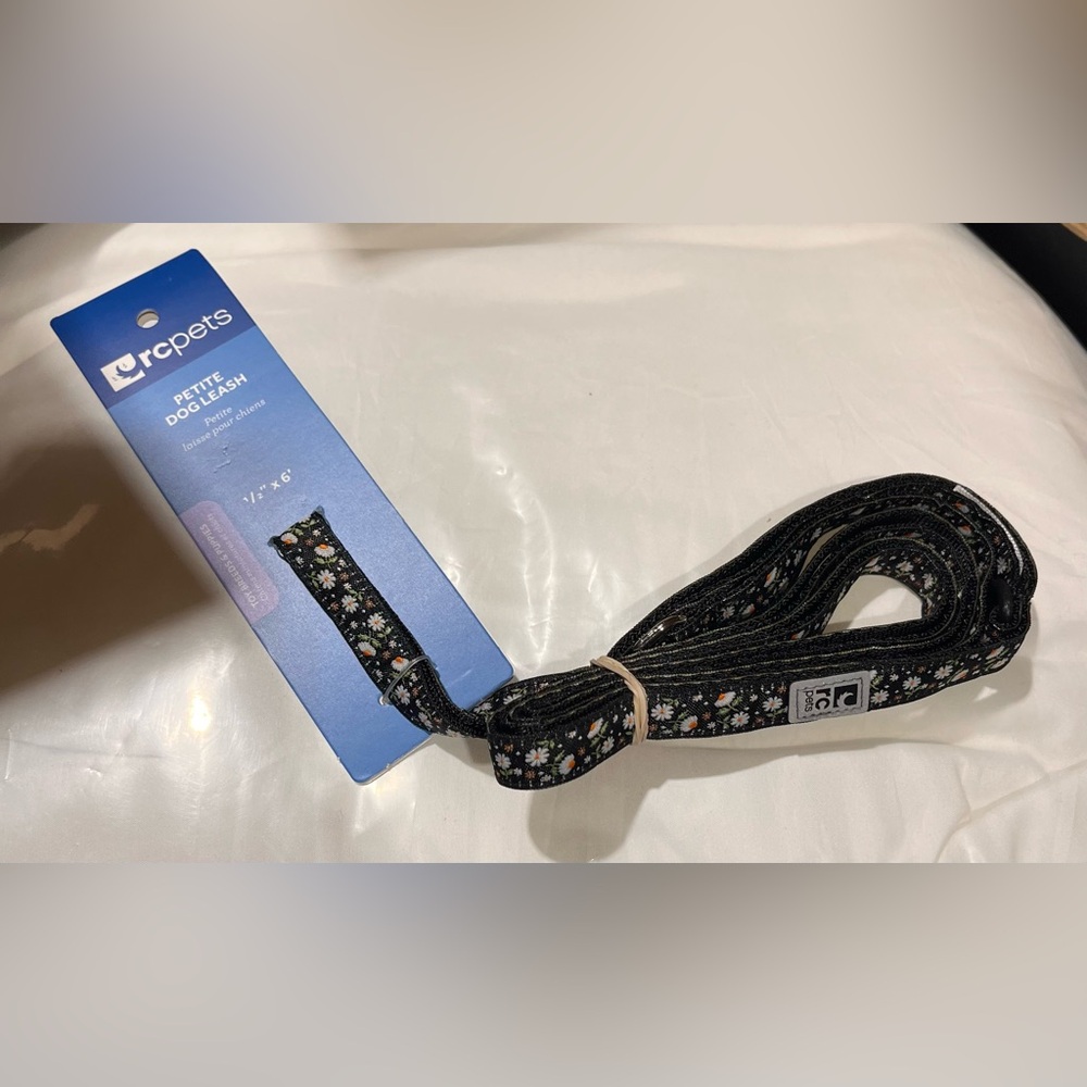 🌙 B70 - RC Pets Dog Leash 1/2” x 6”